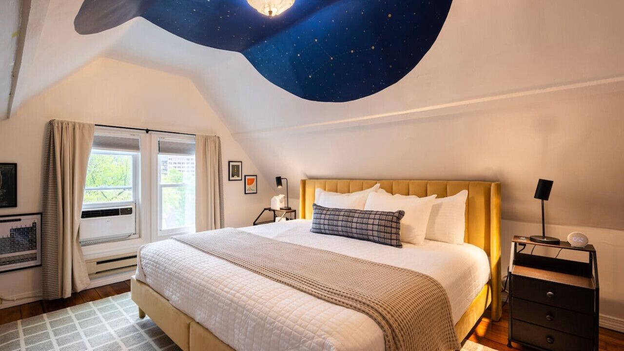 Photo of Bedroom in Mount Auburn