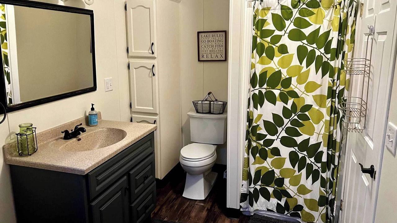 Photo of Bathroom in Luck