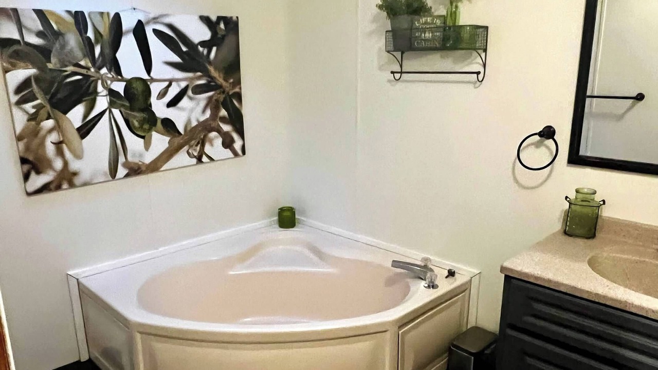 Photo of Bathroom in Luck