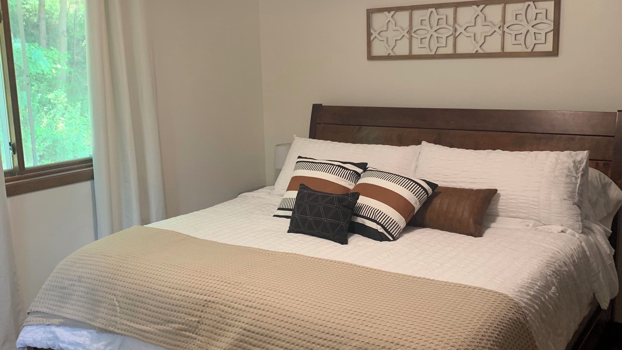 Photo of Bedroom in Rock Falls