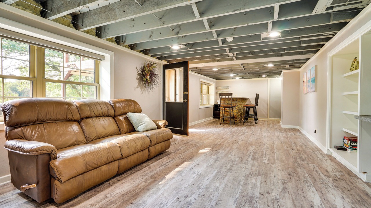 Photo of Livingroom in Chippewa Falls