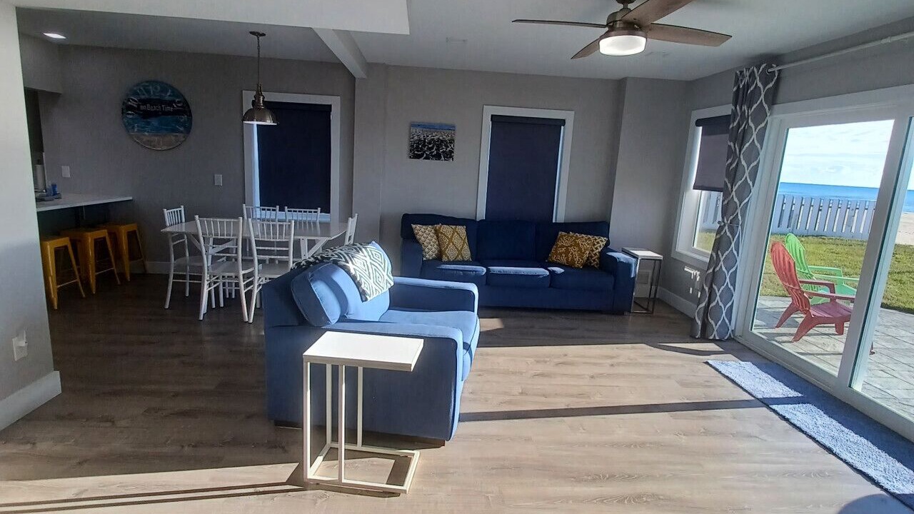 Photo of Livingroom in East Tawas