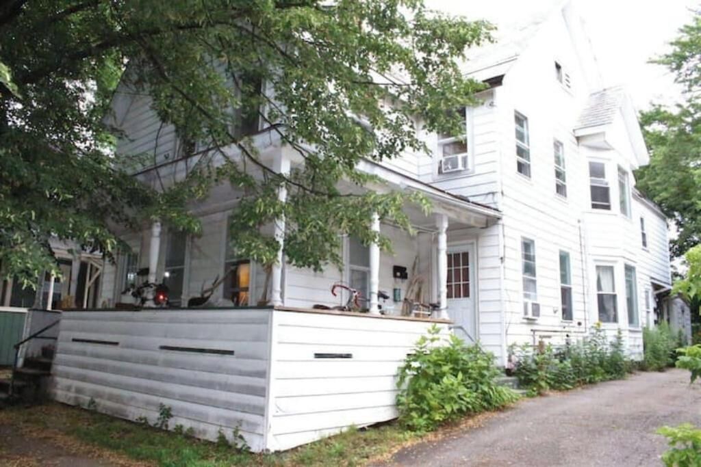Photo of Outdoor in Old North End