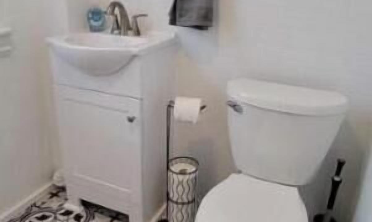 Photo of Bathroom in Old North End