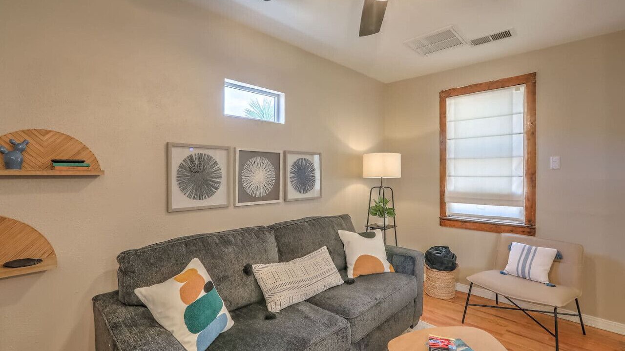 Photo of Livingroom in Huning Highland Historic District