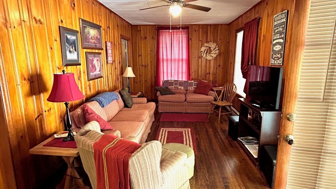 Photo of Livingroom in Leckie