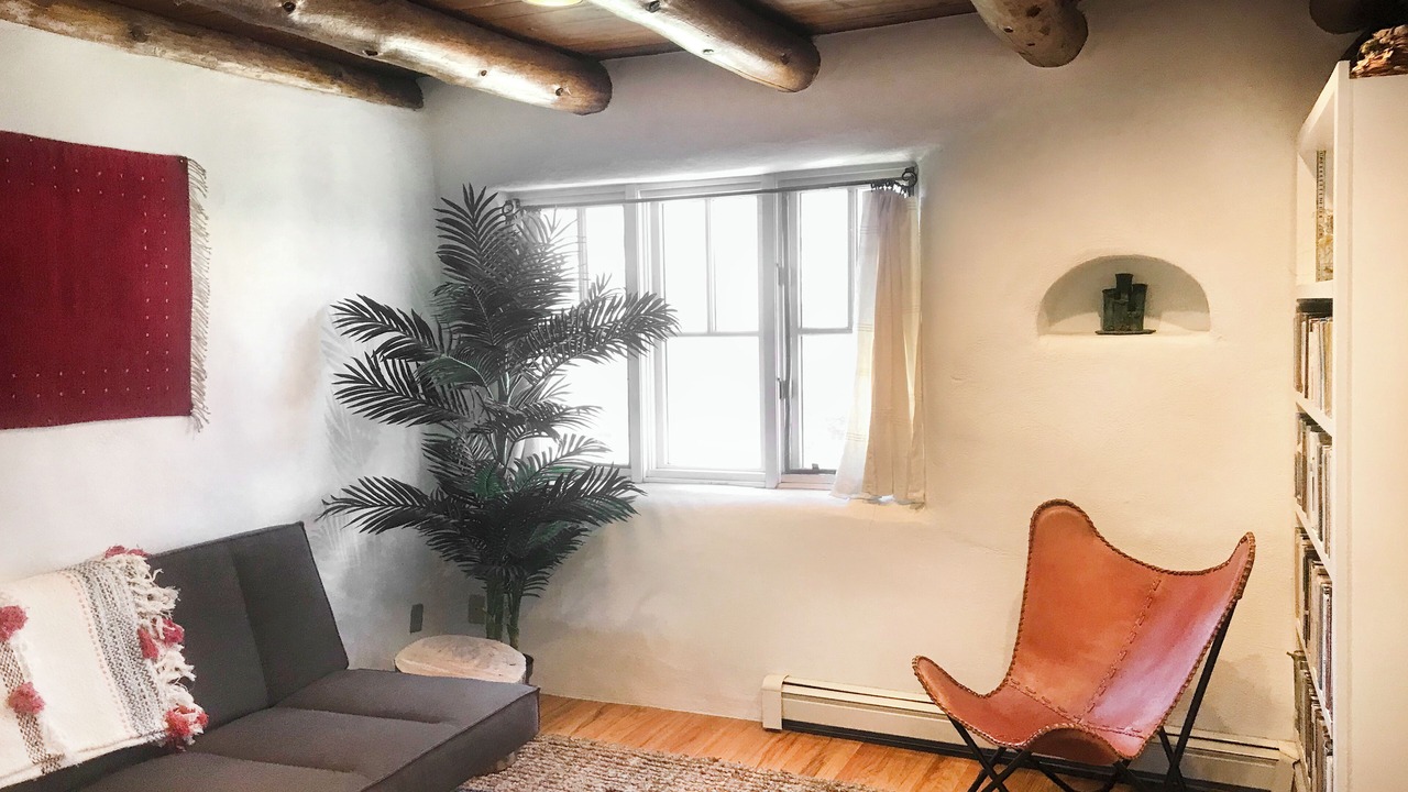 Photo of Livingroom in Taos