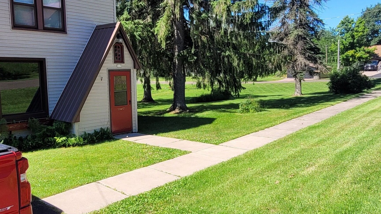 Photo of Outdoor in Mellen