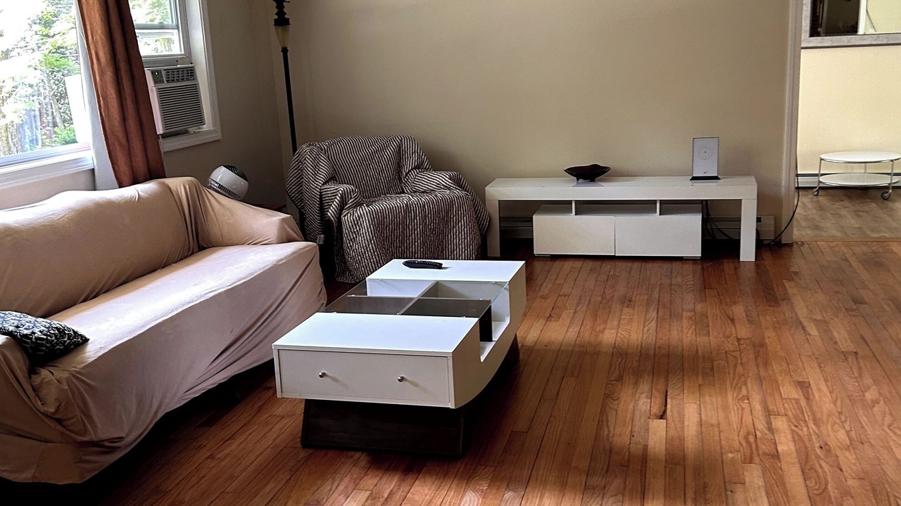 Photo of Livingroom in Storrs