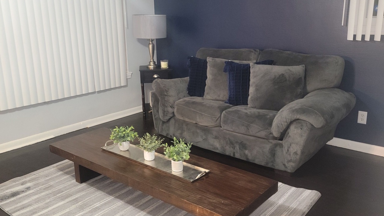 Photo of Livingroom in Clinton Township
