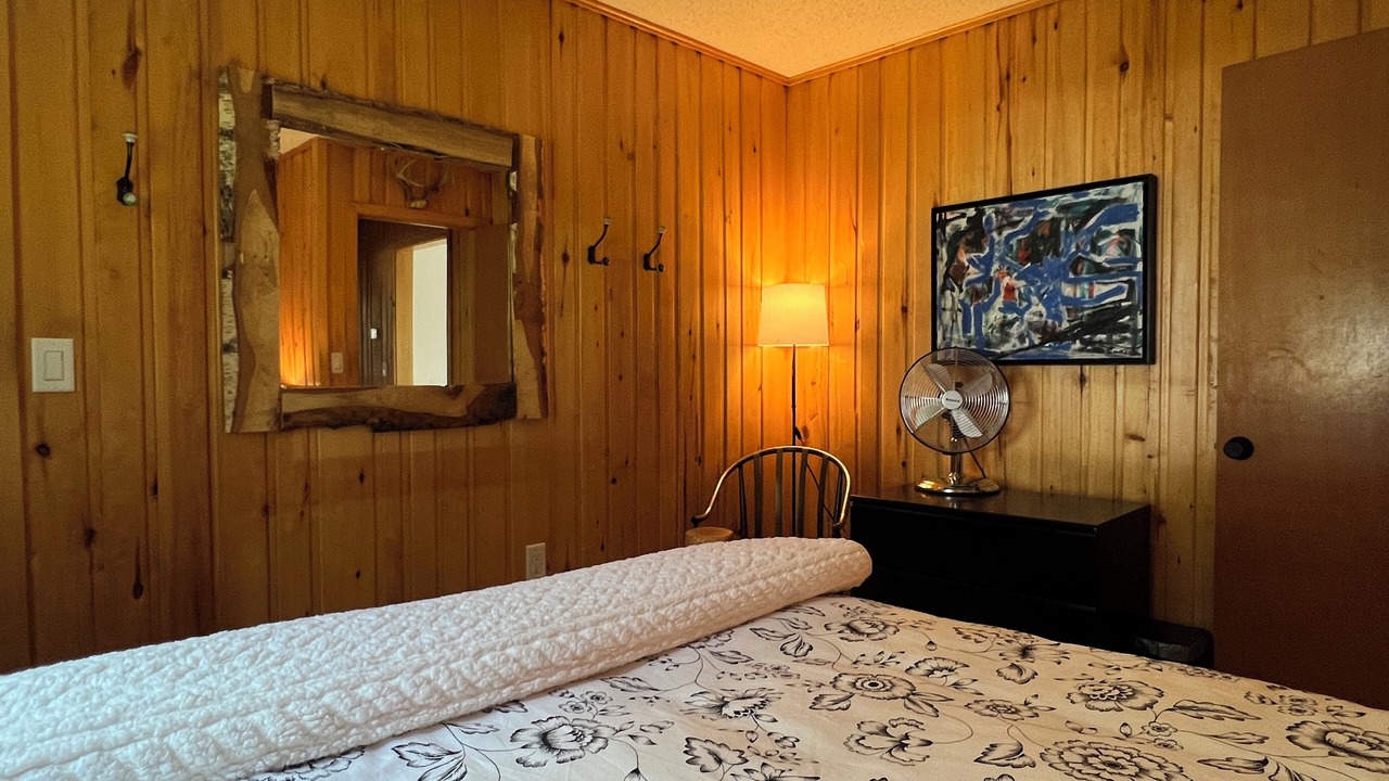 Photo of Bedroom in Spooner