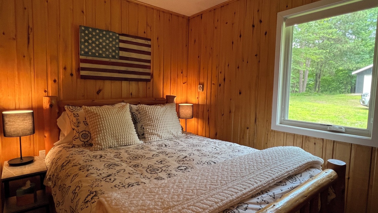 Photo of Bedroom in Spooner