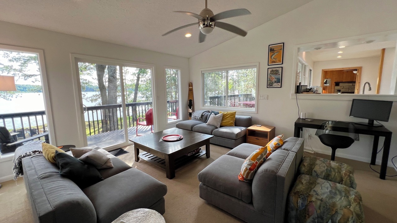 Photo of Livingroom in Spooner