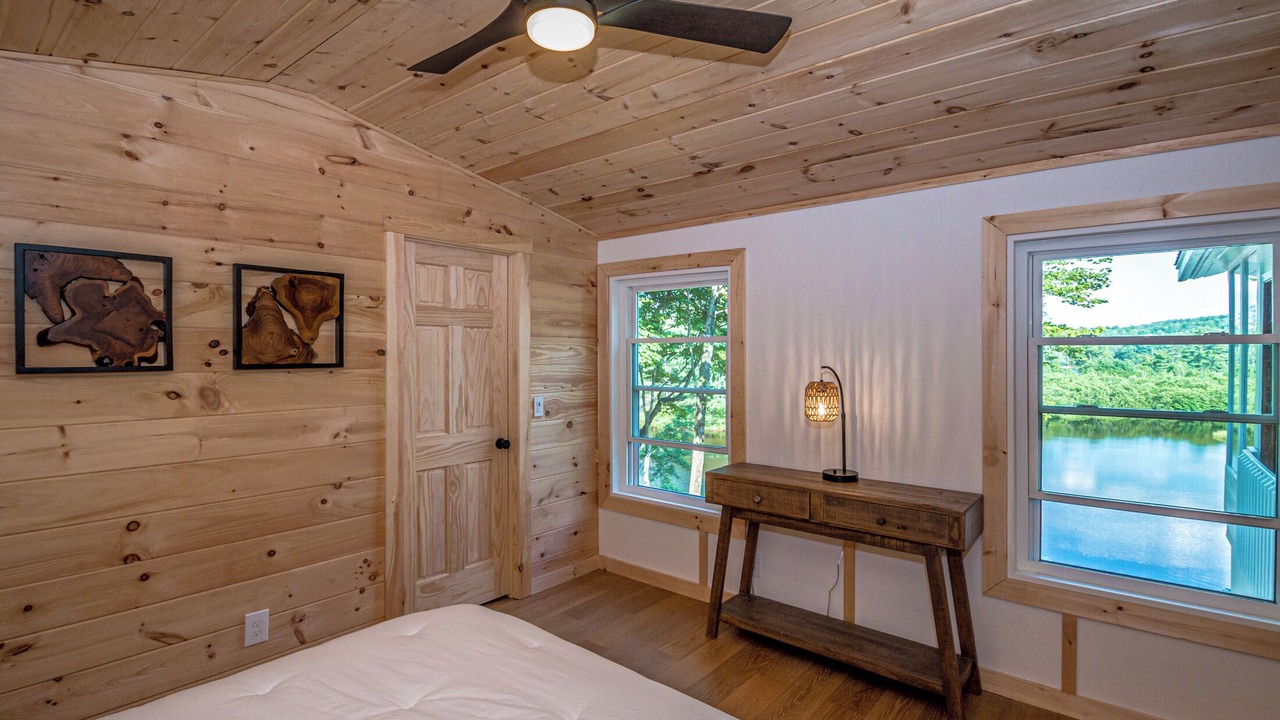 Photo of Bedroom in Conway
