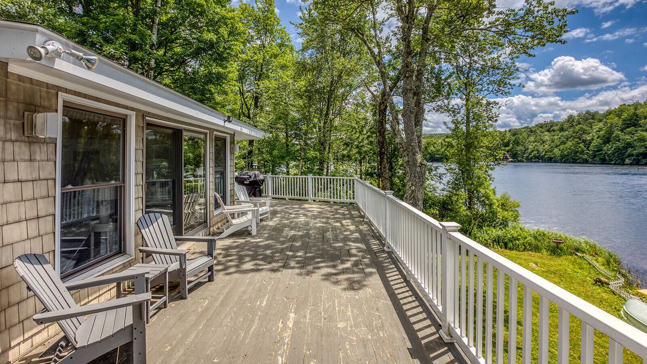 Photo of Patio Balcony in Sherwood Forest