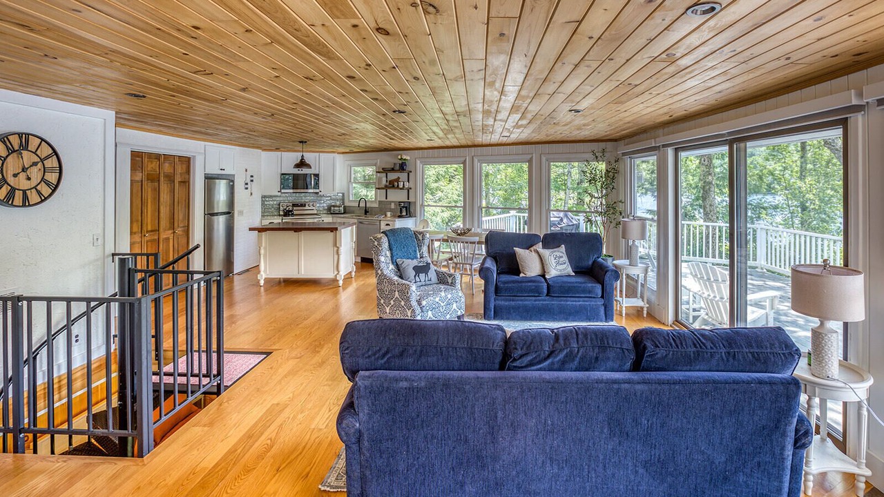 Photo of Livingroom in Sherwood Forest