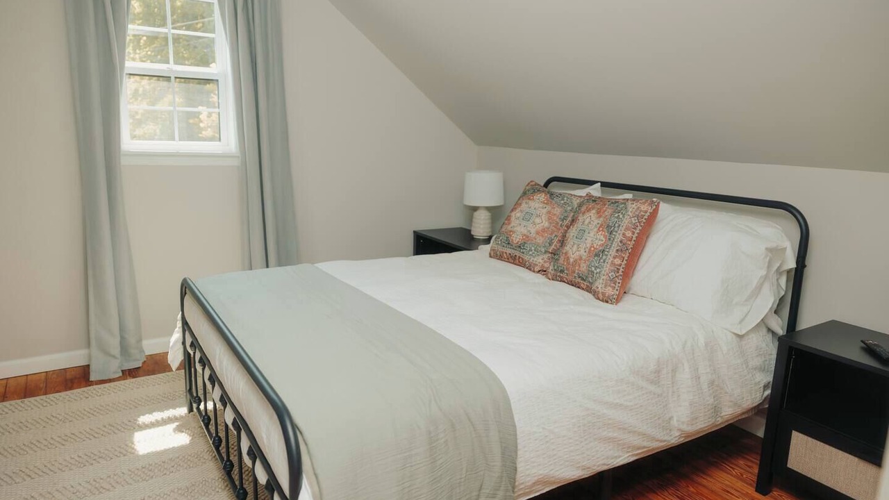 Photo of Bedroom in Bidwell