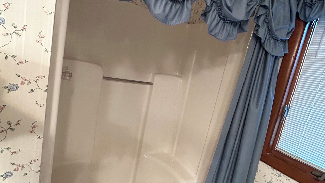 Photo of Bathroom in Weirton