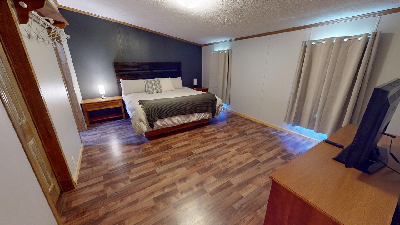 Photo of Bedroom in Victor