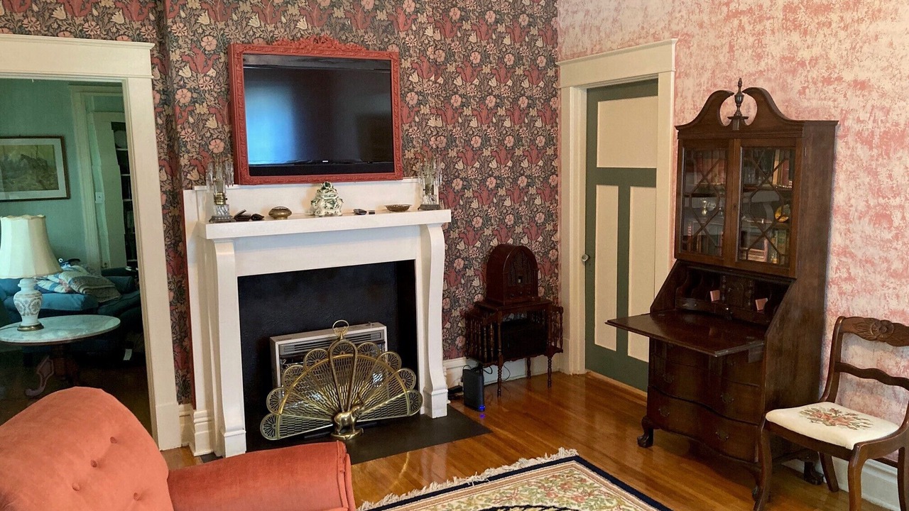 Photo of Livingroom in Kilsyth