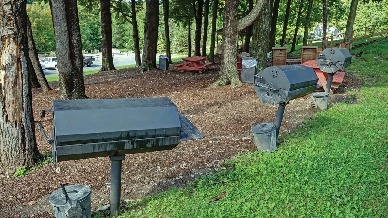 Photo of Outdoor in Hancock