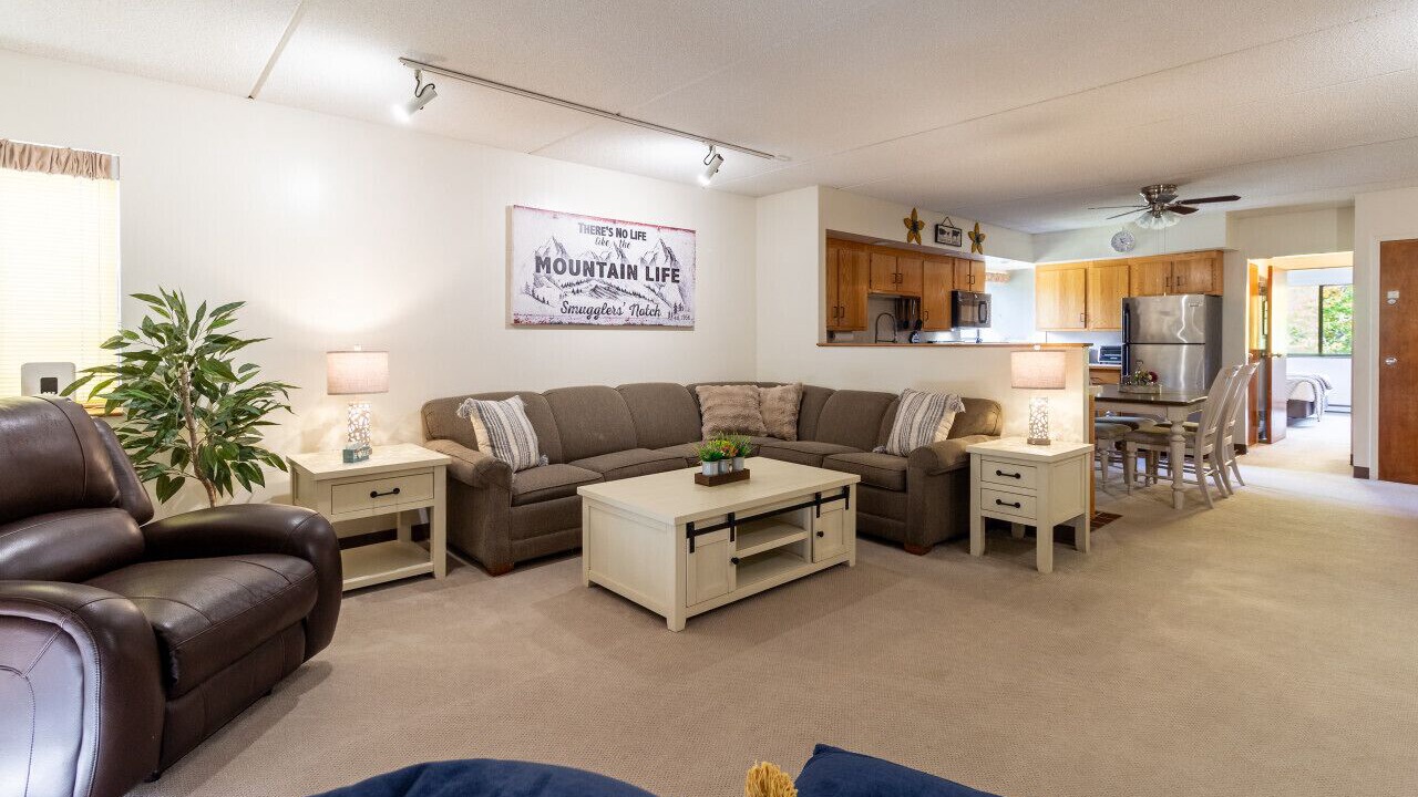 Photo of Livingroom in Jeffersonville