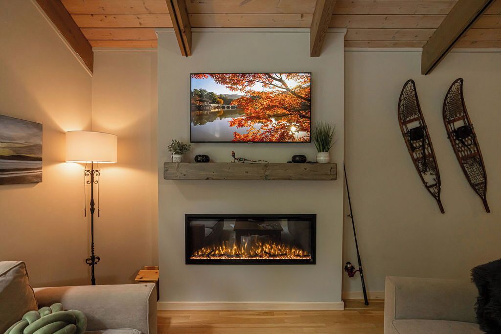 Photo of Livingroom in Sandisfield
