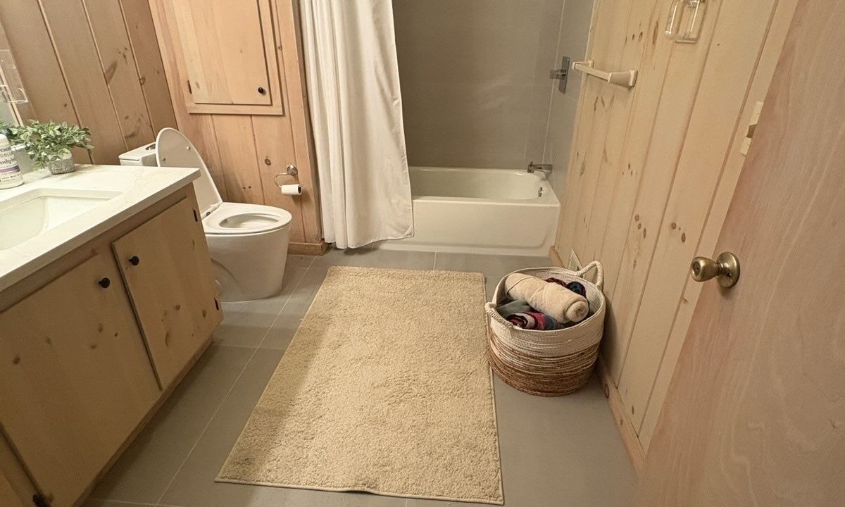 Photo of Bathroom in Sandisfield