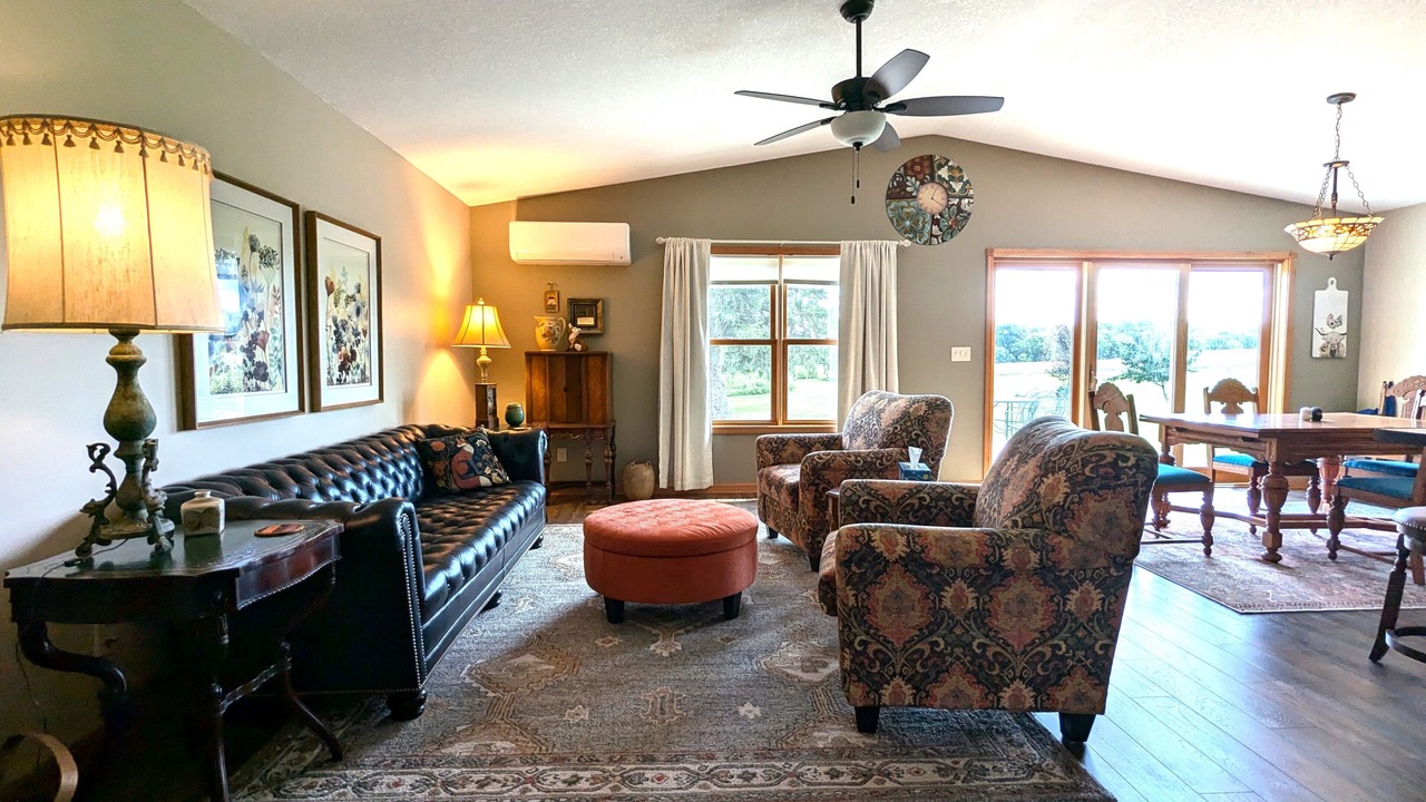 Photo of Livingroom in Rochester