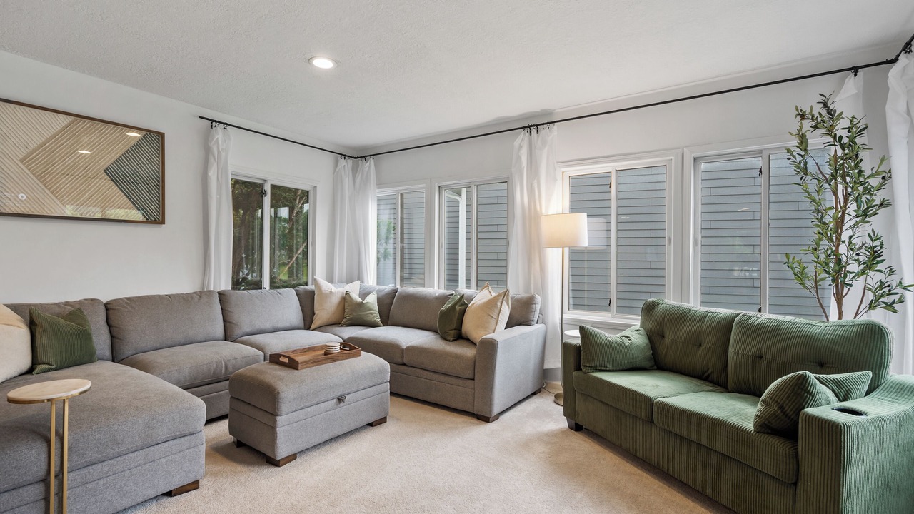 Photo of Livingroom in Plymouth