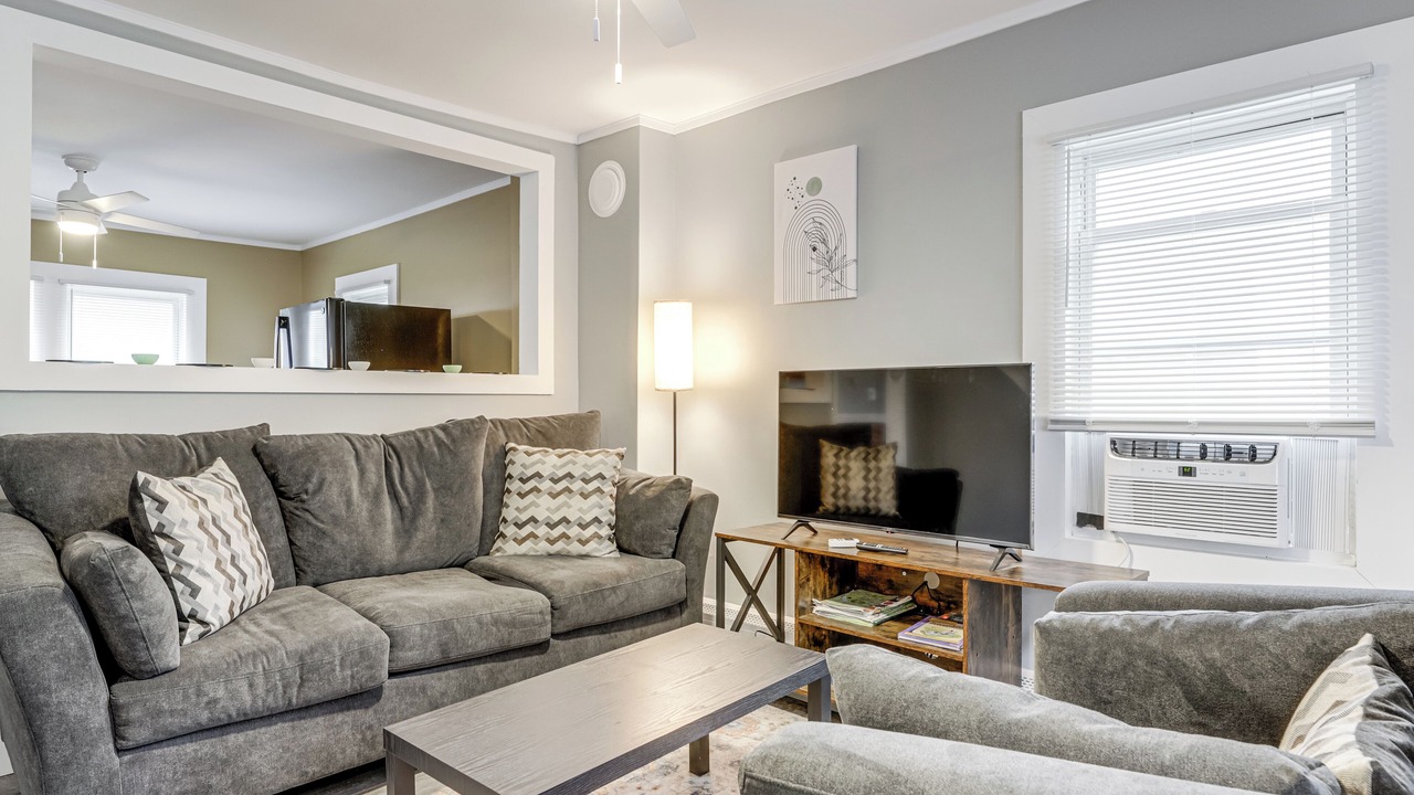 Photo of Livingroom in Easthampton