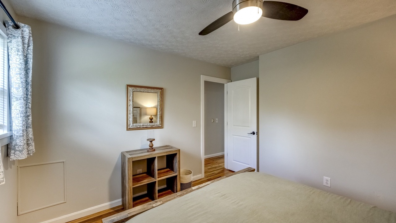 Photo of Bedroom in Radcliff