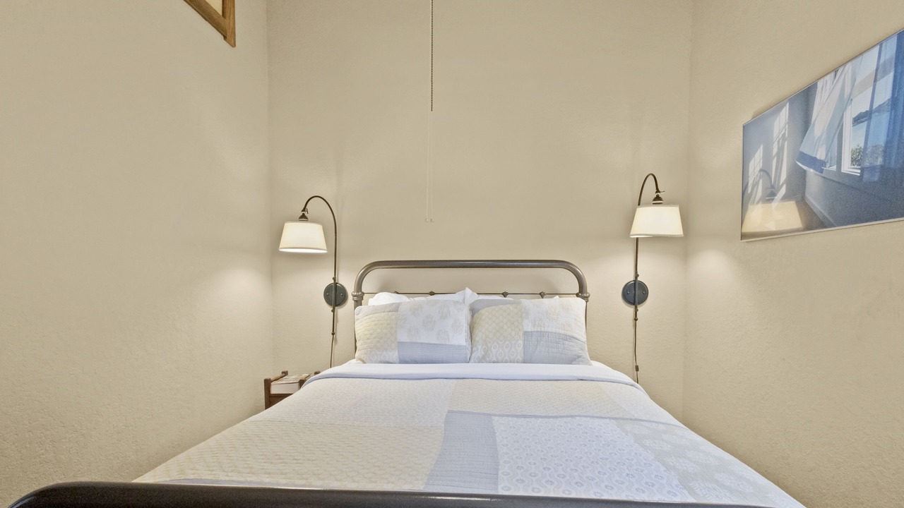 Photo of Bedroom in Red River