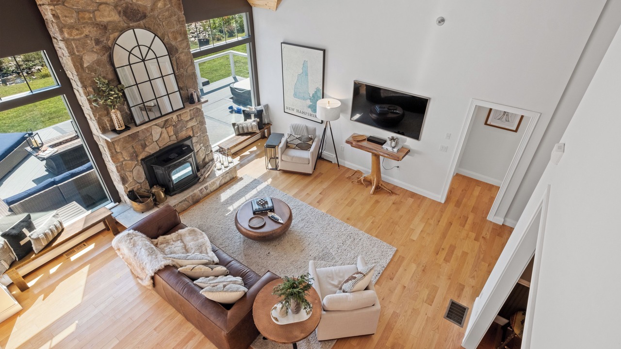 Photo of Livingroom in North Woodstock
