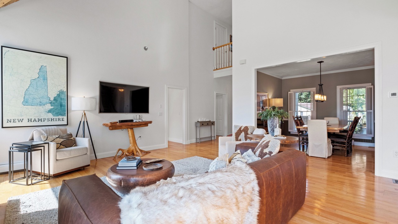 Photo of Livingroom in North Woodstock