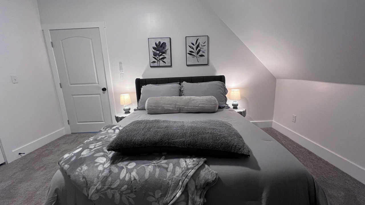 Photo of Bedroom in Dryden