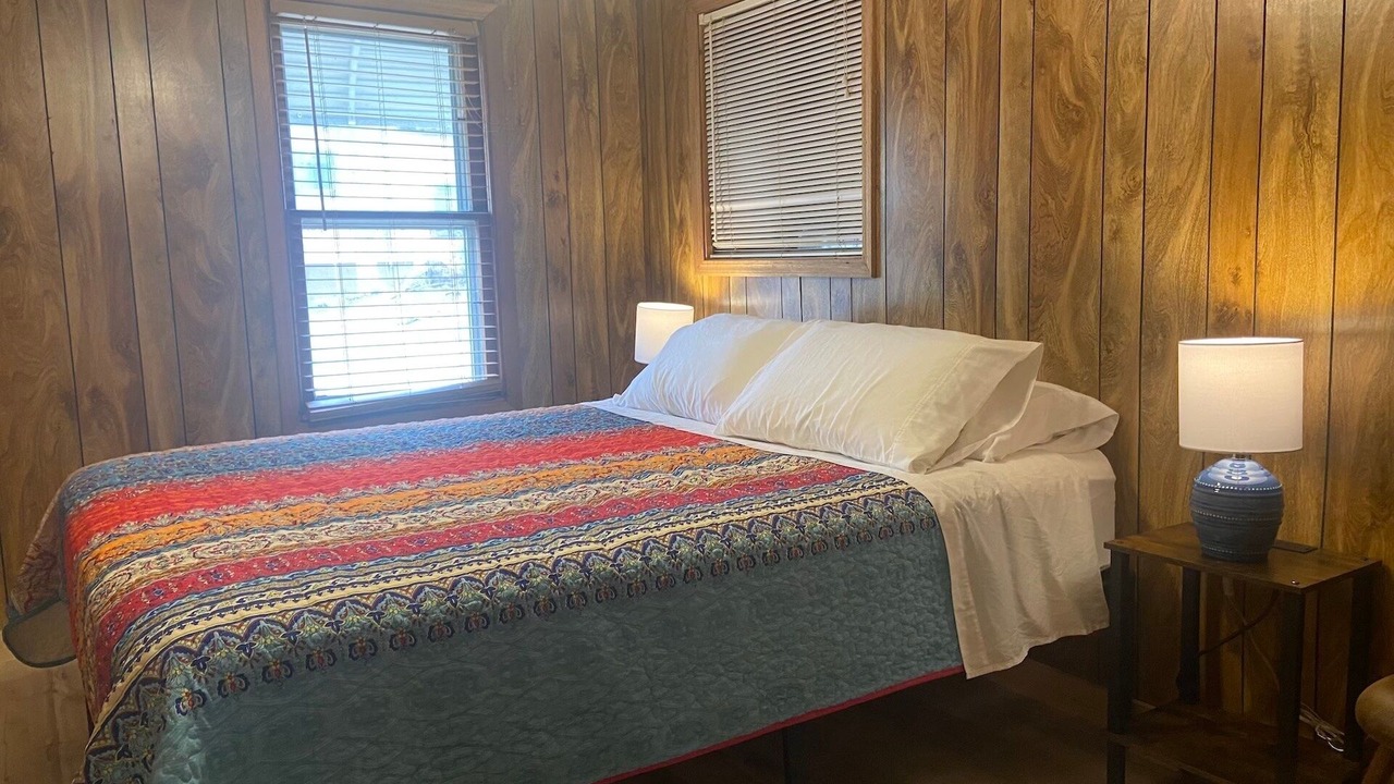 Photo of Bedroom in Gordon