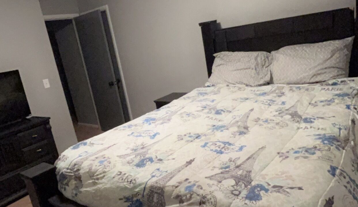 Photo of Bedroom in Maplewood
