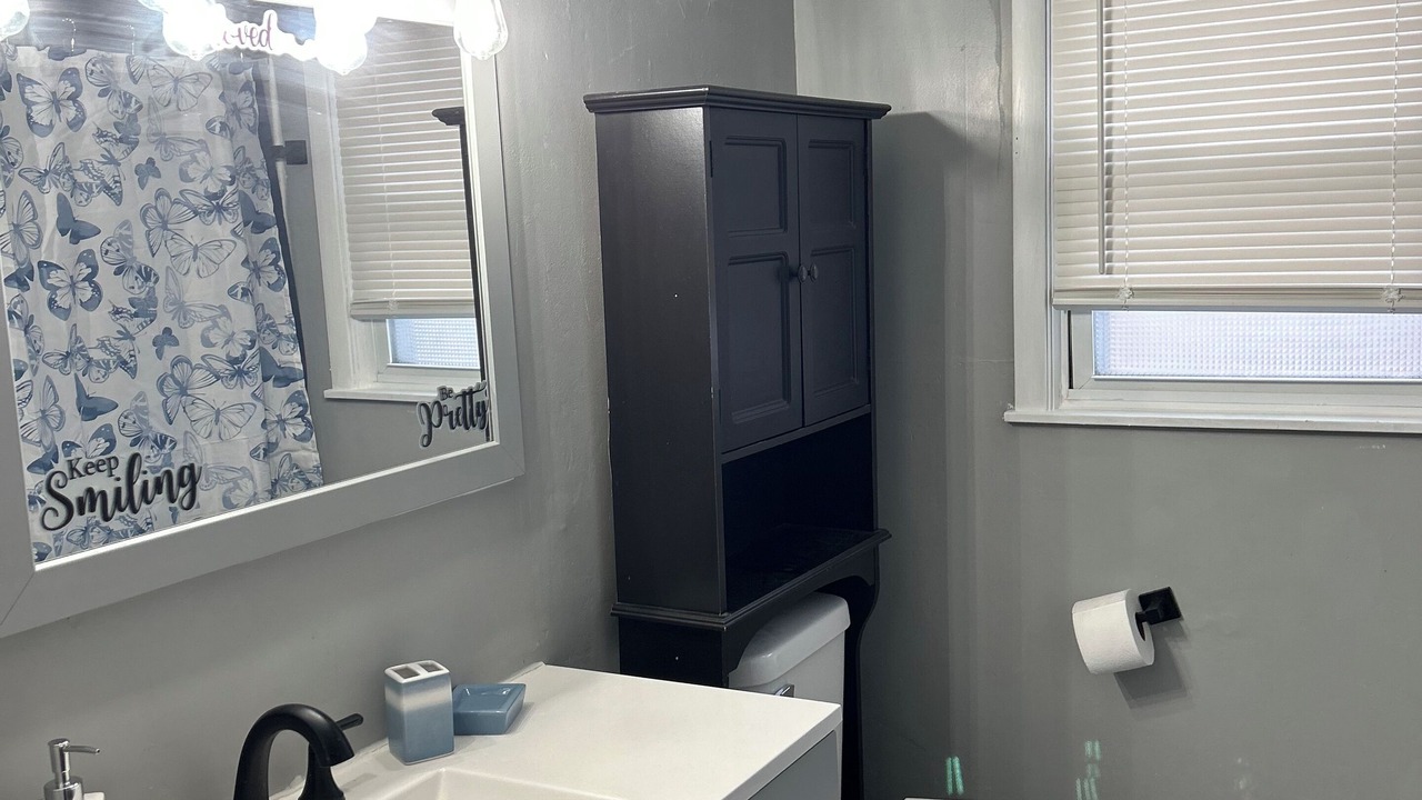 Photo of Bathroom in Maplewood
