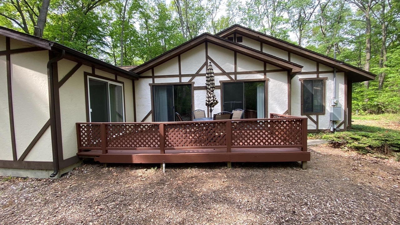 Photo of Patio Balcony in Saugatuck