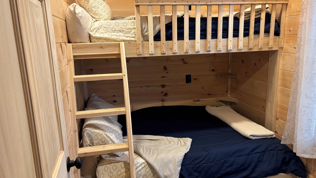 Photo of Bedroom in Whippleville