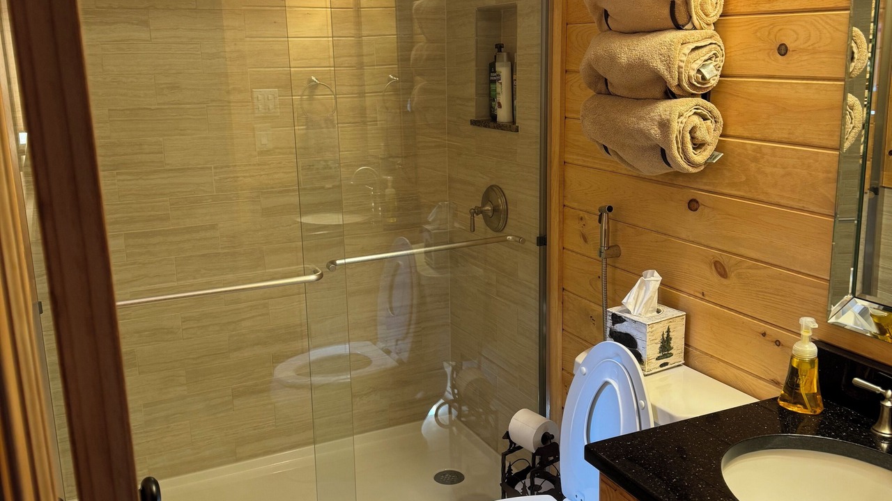 Photo of Bathroom in Indian Lake