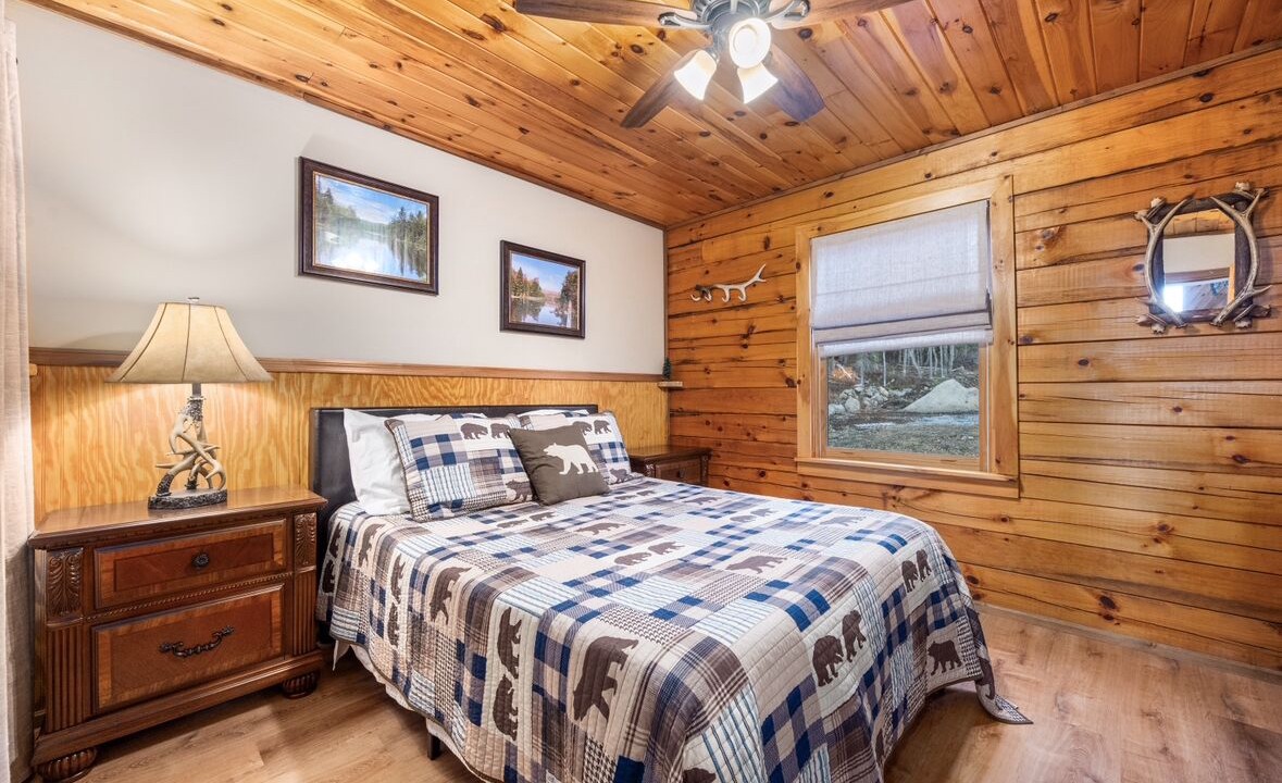 Photo of Bedroom in Indian Lake