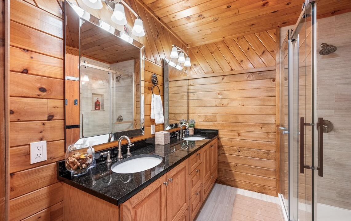 Photo of Bathroom in Indian Lake