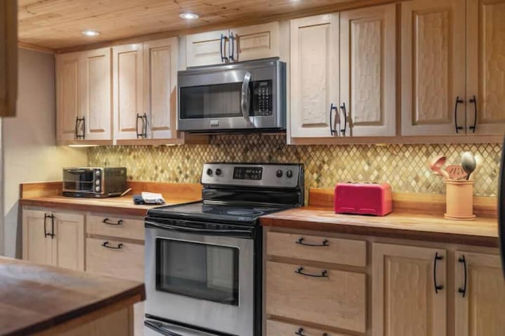 Photo of Kitchen in Historic Eastside