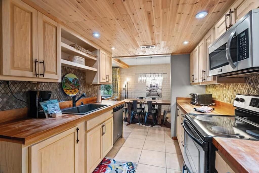 Photo of Kitchen in Historic Eastside