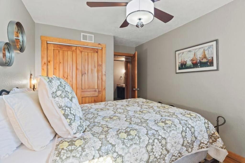 Photo of Bedroom in Historic Eastside