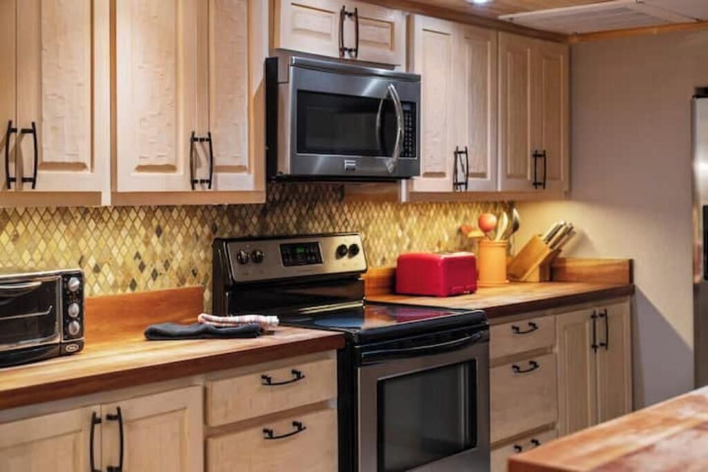 Photo of Kitchen in Historic Eastside