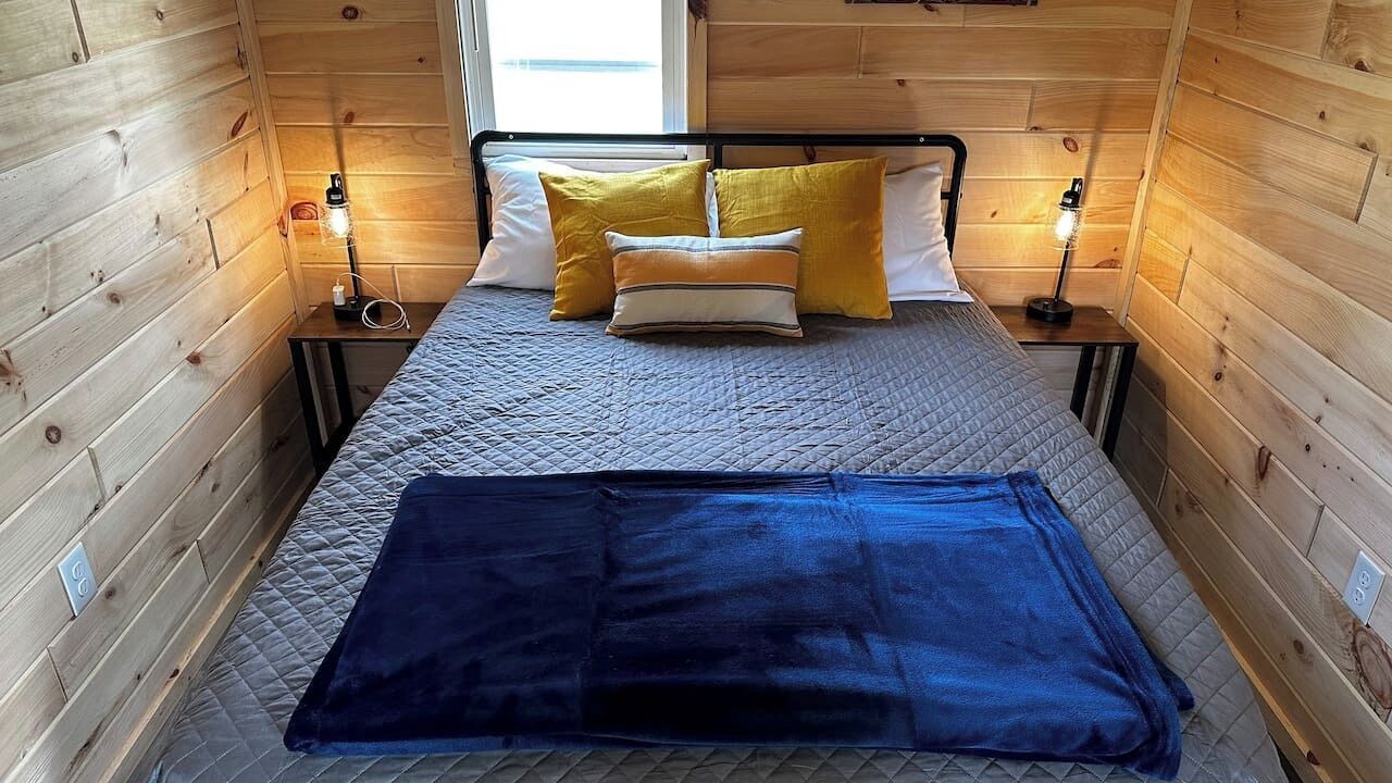 Photo of Bedroom in Lake