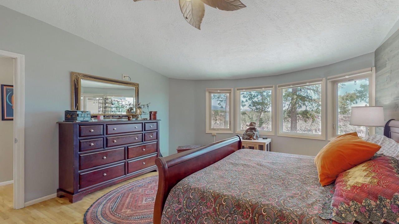 Photo of Bedroom in Los Alamos